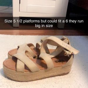 Tan colored platforms!! 5.5